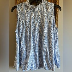 THML sleeveless print blouse Size Large
